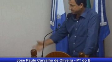 Imagem Vídeo: vereador carioca diz que ‘mendigo tem virar comida de peixe’