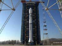 Imagem Brasil e China devem lançar novo satélite em 2014, diz ministro