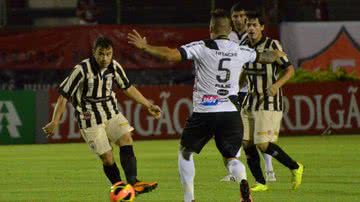 Imagem Vitória encara Ponte Preta de olho no G4 do Brasileirão