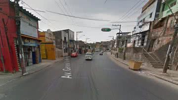 Imagem Manifestação de estudantes e acidente travam trânsito na San Martin