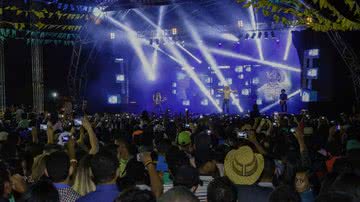 Imagem Fernando &amp; Sorocaba encerram festejos do São João de Irecê