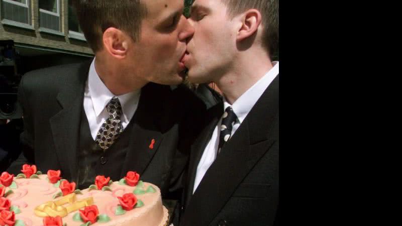 Imagem Justiça de Santa Catarina autoriza casamento gay