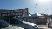 Imagem  Médicos fazem manifestação na Tancredo Neves e seguem rumo à Paralela 
