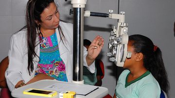 Imagem Lauro de Freitas: consulta oftalmológica e óculos gratuitos dentro das escolas