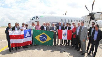 Imagem Governador participa do voo inaugural de Salvador para Paulo Afonso