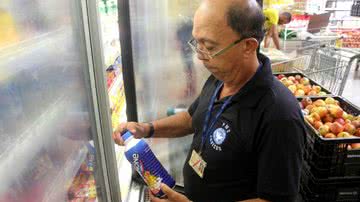 Imagem 'Todo Dia' é multado por vender produtos estragados