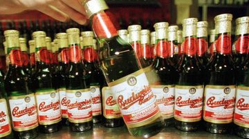 Imagem Budweiser aguada irrita consumidores americanos
