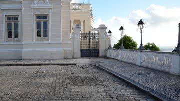 Imagem Após denúncia do Bocão News, sanitários químicos somem da Praça Municipal