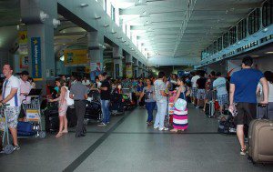 Imagem Movimentação aeroportuária em Salvador cai e DEM critica