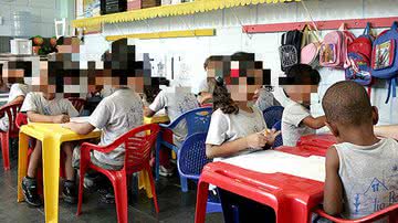 Imagem Homem liga para creche, faz ameaças sexuais e aterroriza funcionários
