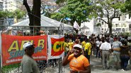 Imagem Professores da rede estadual e municipal se mobilizam na Praça da Piedade