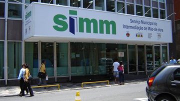 Imagem Trabalhadores do SIMM paralisam atividades após três meses de salário atrasado