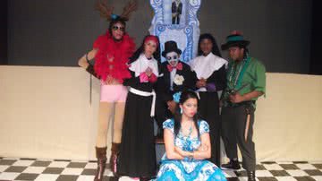 Imagem Cia de Teatro Solidário apresenta "O homem que casou com um veado"