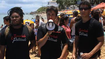Imagem Clean Up Verão coleta e expõe lixo no Porto da Barra