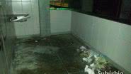 Imagem Deplorável: sujeira, vandalismo e abandono no Terminal de Plataforma