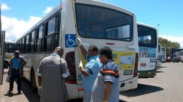 Imagem Ônibus da BTU e Ondina são autuados por falta de higiene e segurança