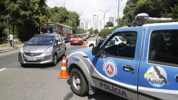 Imagem Na cola do devedor: débito com IPVA ultrapassa R$ 100 mil e blitz começa