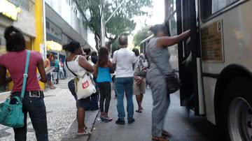 Imagem Prefeitura retira 16 linhas de ônibus de circulação no domingo