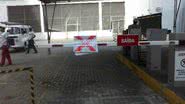 Imagem Empresa é autuada por explorar irregularmente estacionamento em clube na Barra