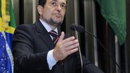 Imagem Amigo pessoal, Pinheiro lamenta morte de Eduardo Campos: &quot;Perplexidade&quot
