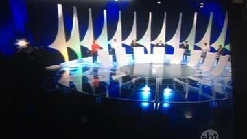 Imagem Debate no SBT começa com Dilma e Marina no embate