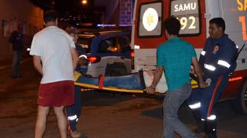 Imagem Viatura bate em carro de passeio durante perseguição
