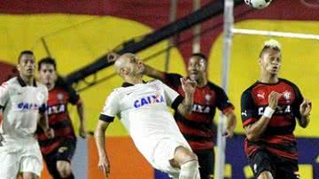 Imagem Sem poder de criação, Vitória perde para o Corinthians e se complica