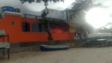 Imagem Incêndio destrói Buteco do Gaúcho em Itapuã
