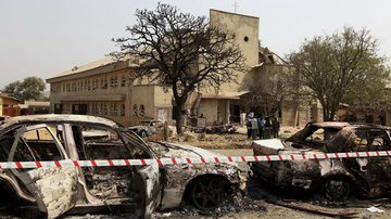 Imagem Atentado diante de igreja deixa 20 mortos na Nigéria