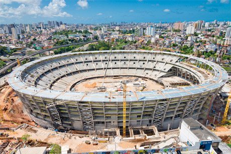 Imagem Metade dos estádios da Copa  2014 não atingiu 50% das obras