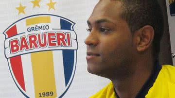 Imagem Jobson troca o Barueri pelo Avaí na série B