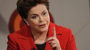 Imagem Dilma nega crise no governo 