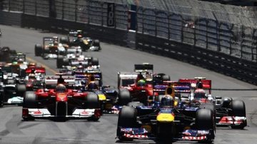 Imagem Vettel vence mais uma e segue na liderança