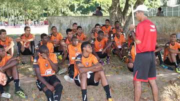 Imagem Juniores do Vitória viajam para a 43ª Copa São Paulo