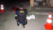 Imagem Motociclista morre após bater veículo em uma loja