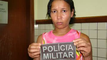 Imagem Mulher é presa com drogas em Dias D'Ávila