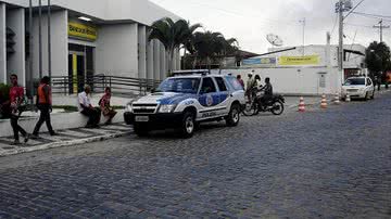 Imagem Quadrilha arromba BB em Governador Mangabeira