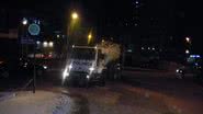 Imagem Leitor flagra caminhão da Polimix na contramão