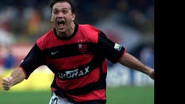 Imagem Petkovic dá adeus ao futebol