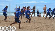 Imagem Bahia faz treino diferente e &#039;come areia&#039; para se manter na Série A