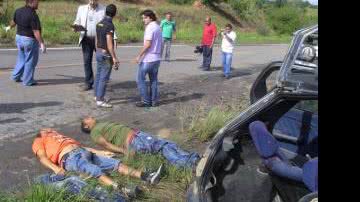 Imagem Teixeira de Freitas: Acidente na BR-101 mata duas pessoas 