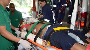 Imagem Cobrador de ônibus tem o braço decepado em Pau da Lima