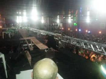 Imagem Camarote desaba em show de José Rico e Milionário