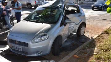 Imagem Michel Telles sofre acidente de carro