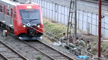 Imagem Trem atropela funcionários e mata 3 em SP
