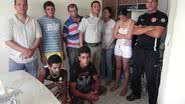 Imagem  Polícia prende pai, mãe e filha por tráfico de drogas em Capim Grosso
