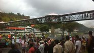 Imagem Moradores de Saramandaia fazem manifestação perto do Detran