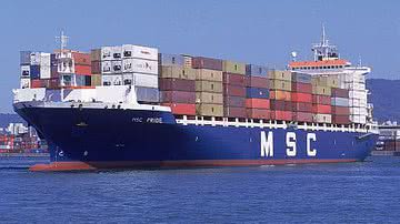 Imagem Navios deixam cair mais de 600 contêineres no mar a cada ano