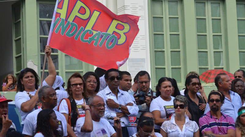 Imagem Alunos podem ficar sem reposição de aulas