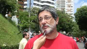 Imagem Gabrielli diz que mensalão não vai interferir nas eleições em Salvador 